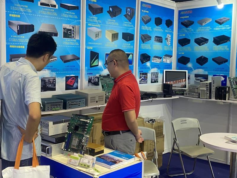 以创新驱动智造升级——爱鑫微亮相2025工博会再展硬核实力