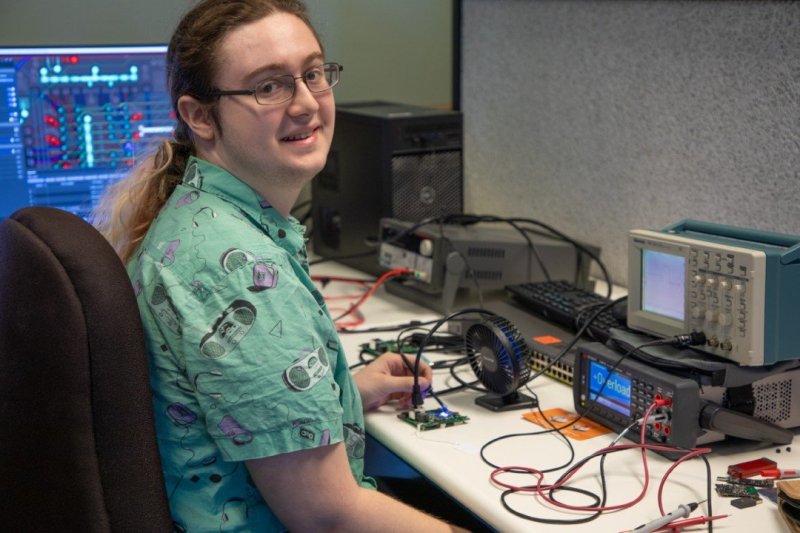 利亚德NP公司与俄勒冈州立大学达成长期战略合作，共拓科技新境