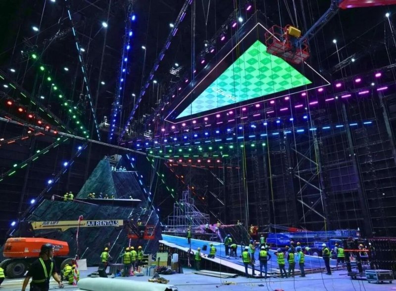 世界TOP级舞美｜雷迪奥如何助力沙特EWC电竞世界杯惊艳全球？