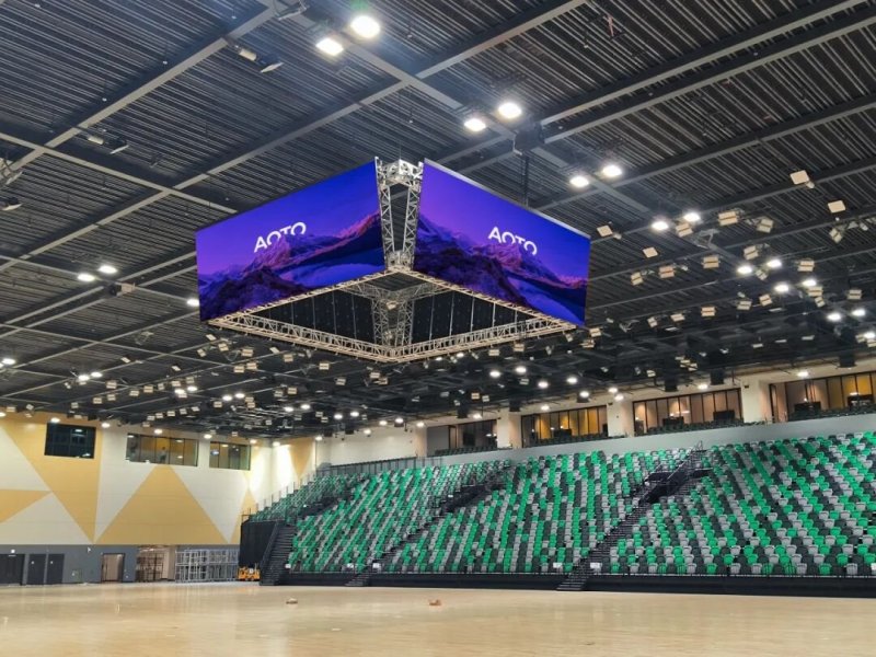 护航十五运会，奥拓1300㎡超高清屏点亮香港新地标！